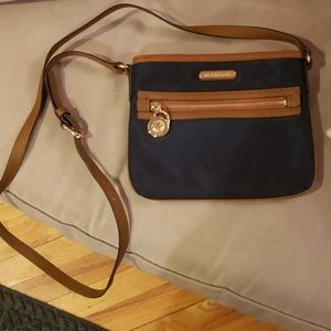 Small 8 1/2 x 7 Navy Blue  tan pocket book